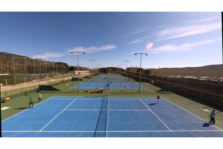 TIPI PARK SPORTS CENTER