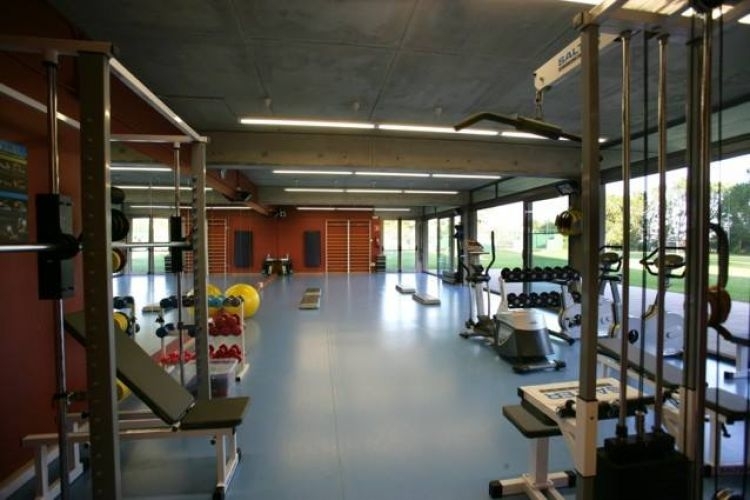 ÀREA ESPORTIVA TORRE GRAN - CLUB NÀUTIC ESTARTIT