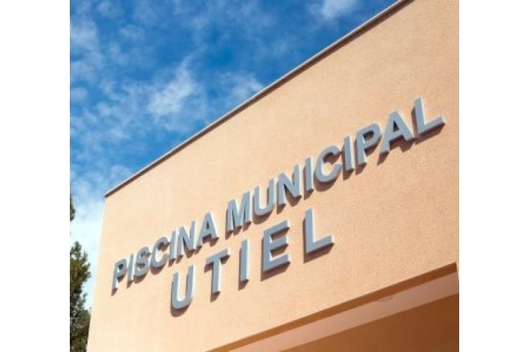 PISCINA CUBIERTA MUNICIPAL DE UTIEL