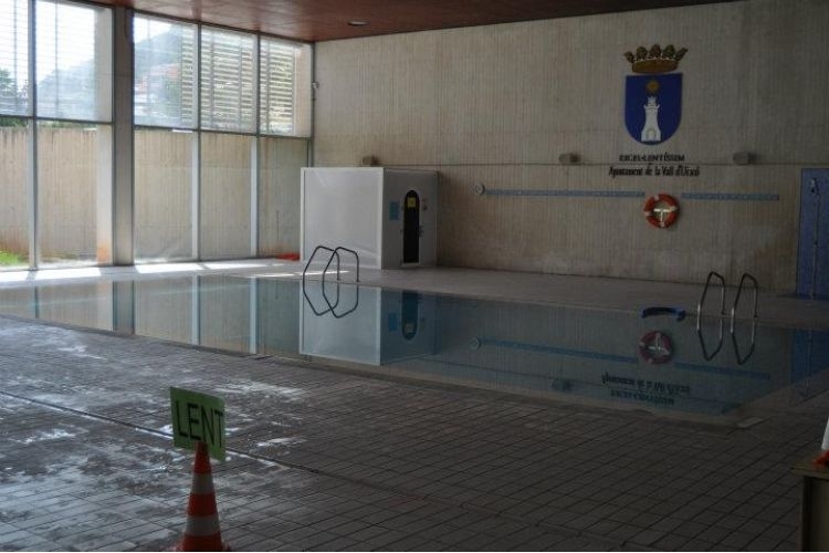 PISCINA MUNICIPAL CUBIERTA DE LA VALL D'UIXÓ