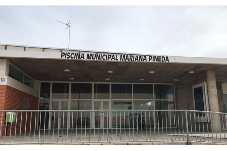 PISCINA CUBIERTA MUNICIPAL