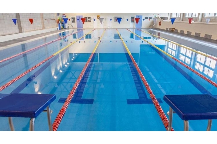 PISCINA COBERTA SERVOL DE VINARÒS